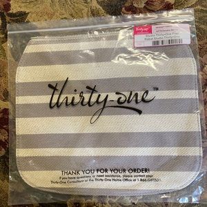 Studio thirty one flap